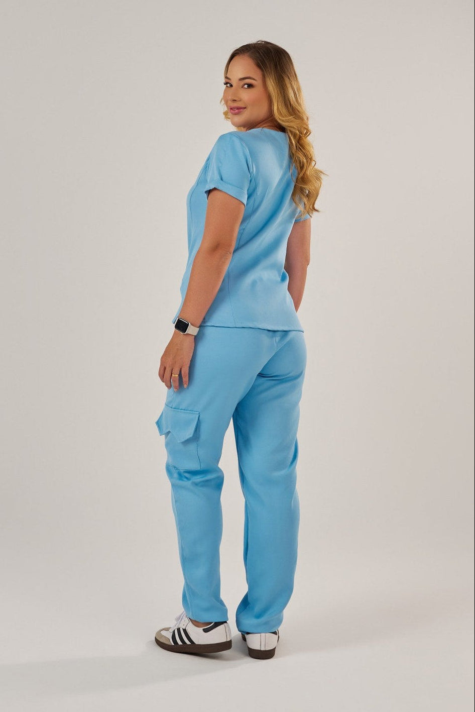 Scrub Lucy
