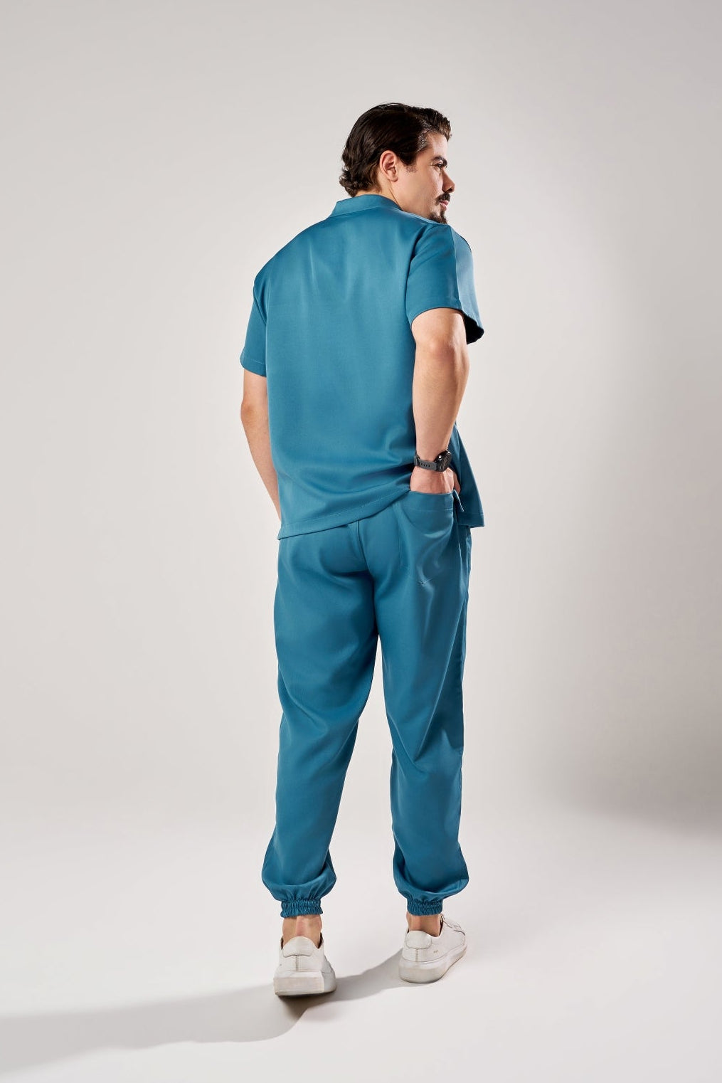 Scrub Tokio